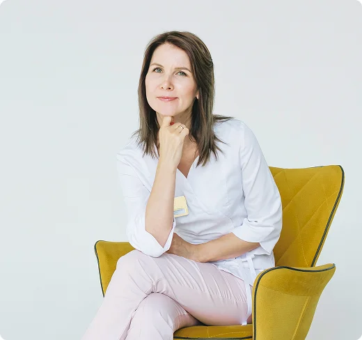 Врач с планшетом